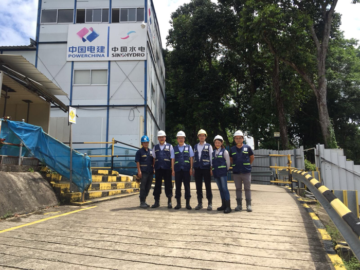 1531285905903839.jpg 檢查組與T217項目部人員合影.jpg