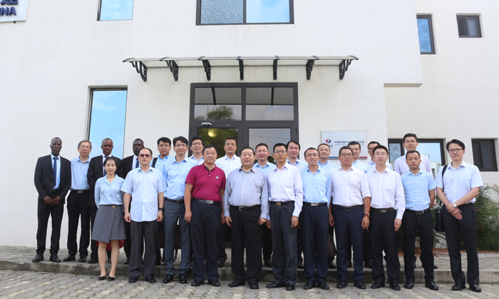 1531897596944213.jpg 劉振亞到訪中國(guó)電建中西非區(qū)域總部.jpg