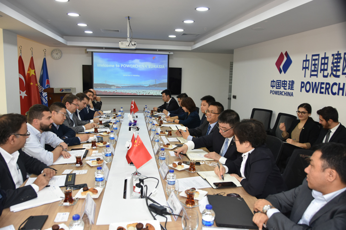 1540444659763122.jpg 雙方會上溝通交流.JPG